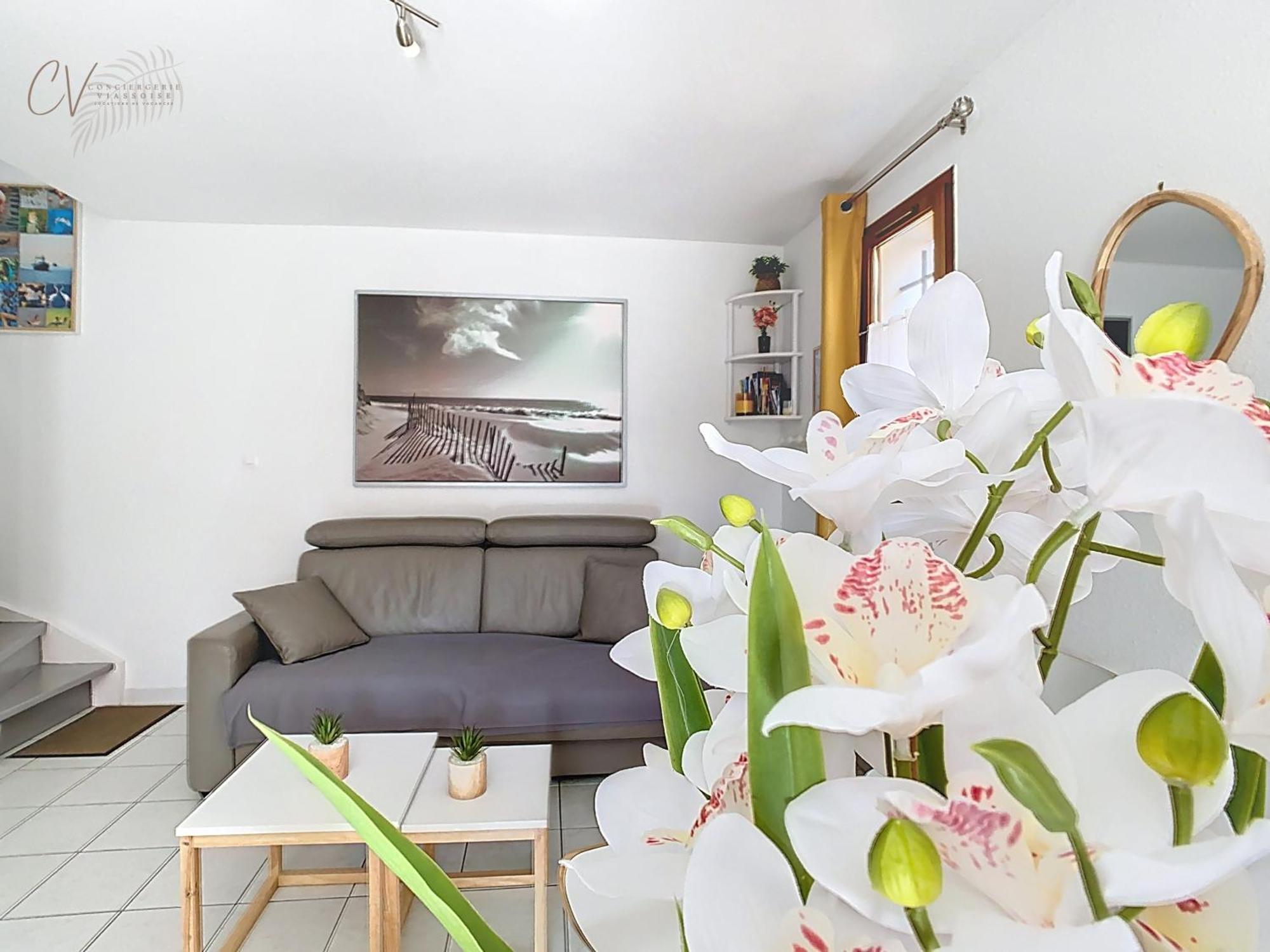 Petit Coin De Paradis Dans Residence Avec Piscine 维亚斯 外观 照片